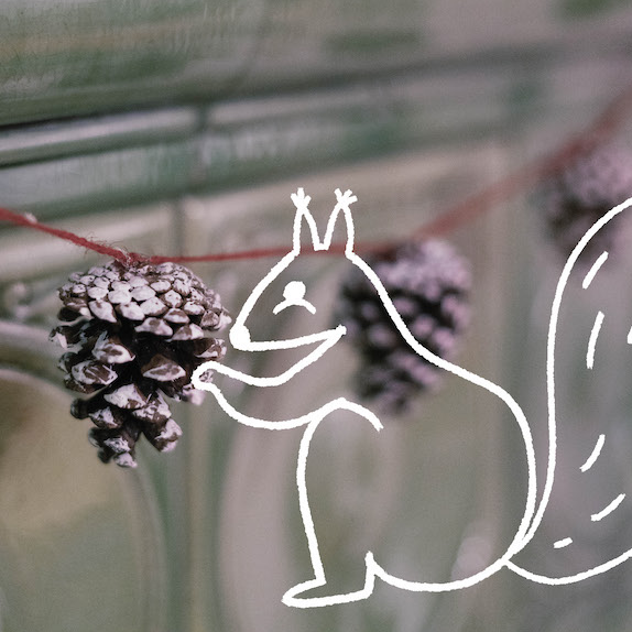 HOLIDAY CRAFTS WITH YKRA KIDS - PINE CONE GARLAND